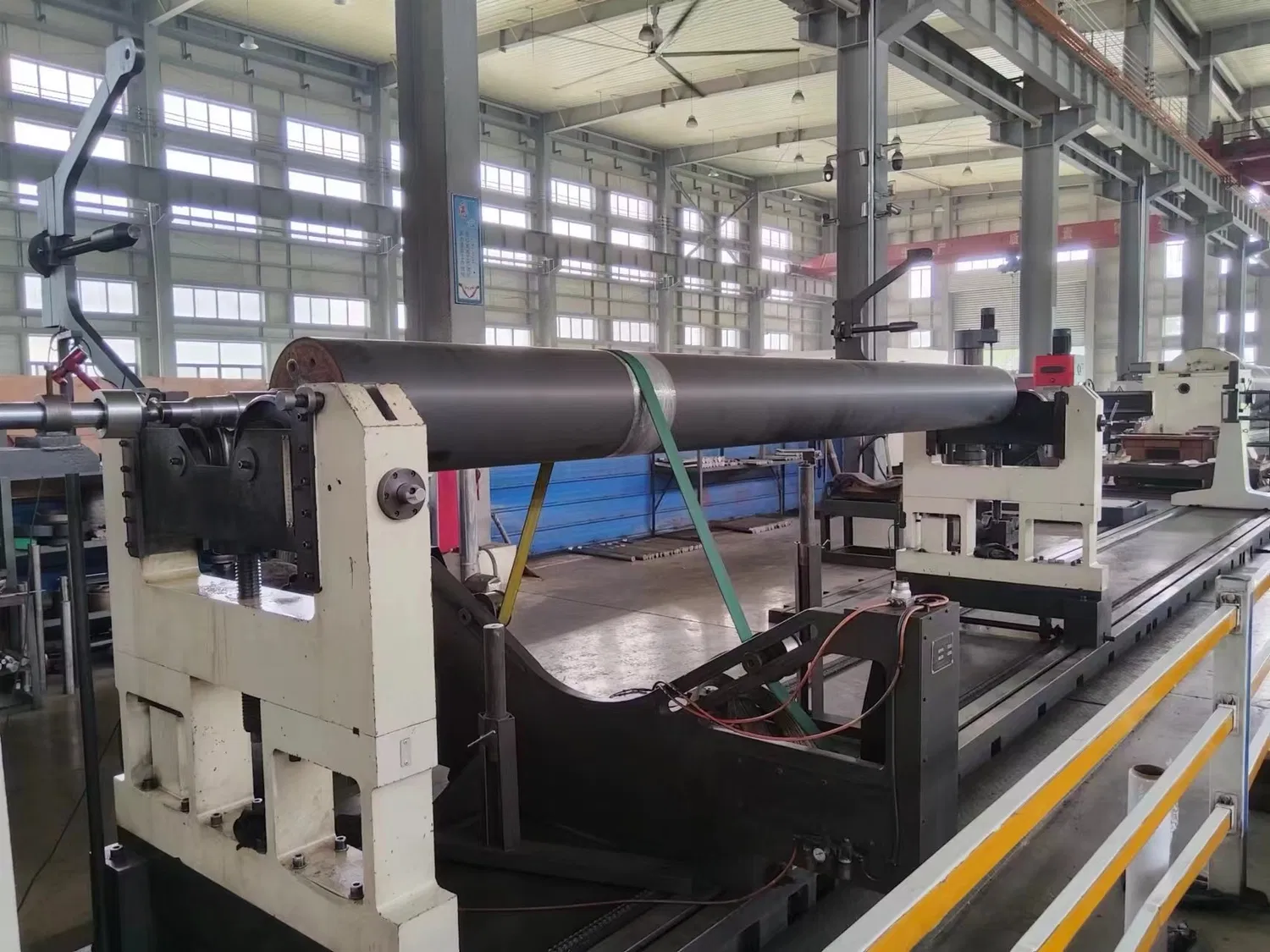 How Paper Machine Rollers Optimize High-Speed Paper Production(pic1)